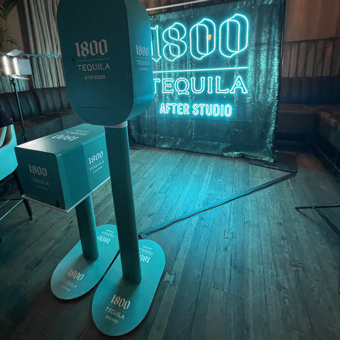 Branding personalizado en plantillas y overlays